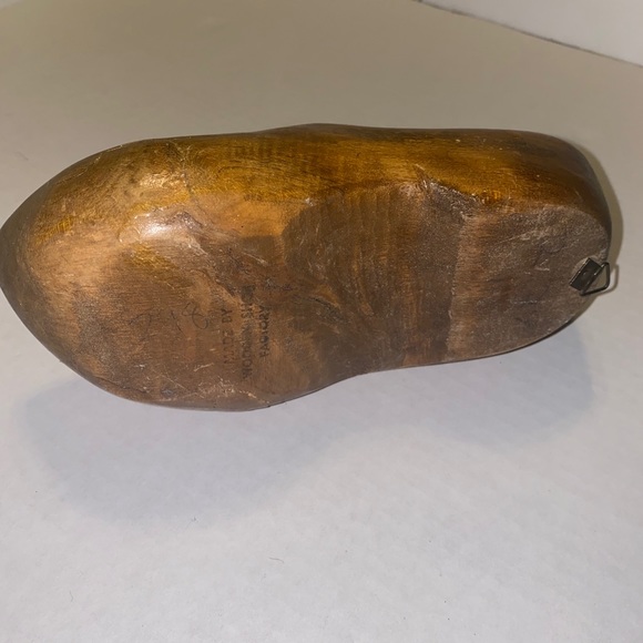 Vintage The Wooden Shoe Factory Holland MI Wooden Shoe Wall Pocket Wall Hanging - Picture 7 of 12